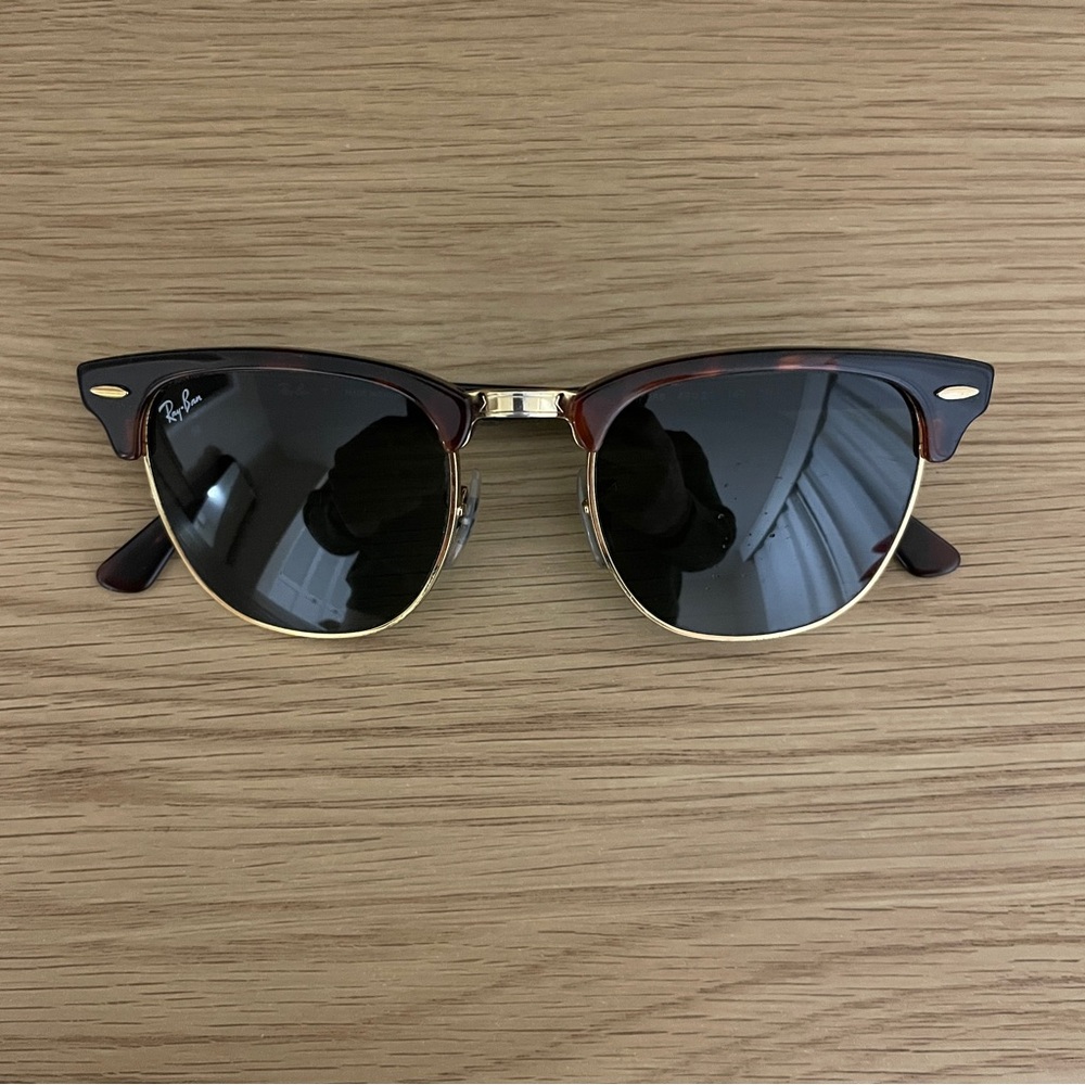 Ray-Ban Clubmaster Sunglasses (RB-3016) - Picture 2 of 10